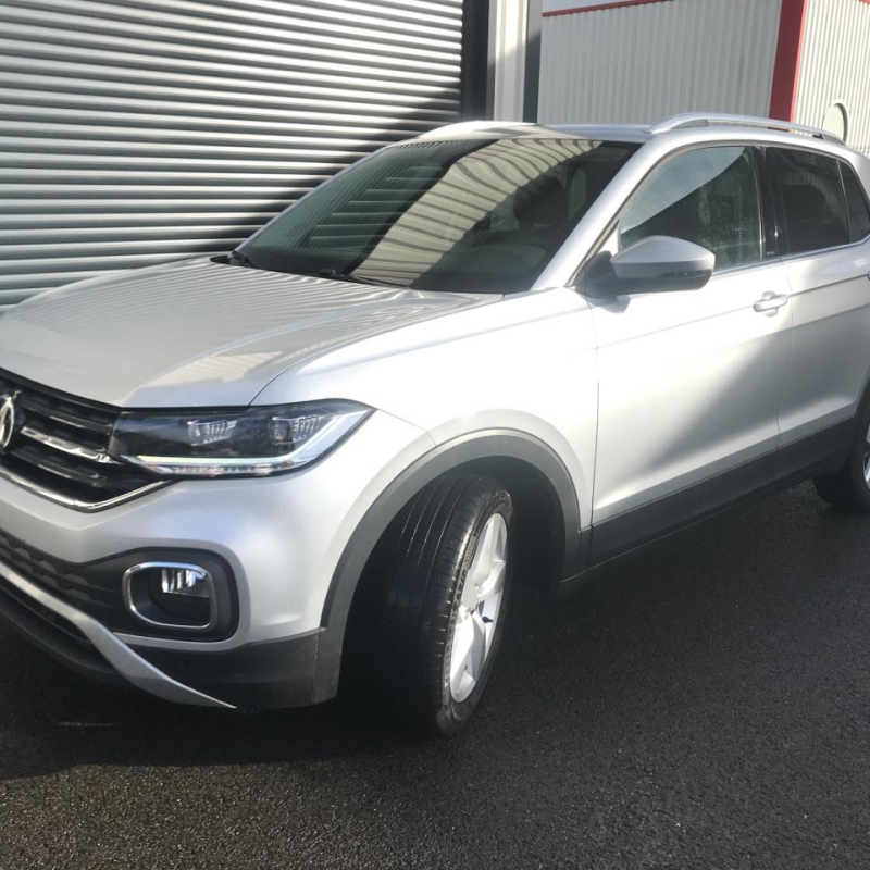 VOLKSWAGEN T-CROSS